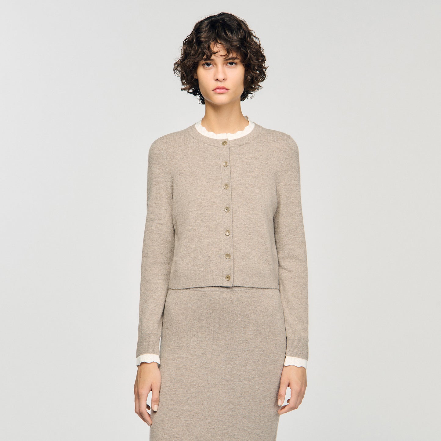 Cárdigan con cuello en contraste