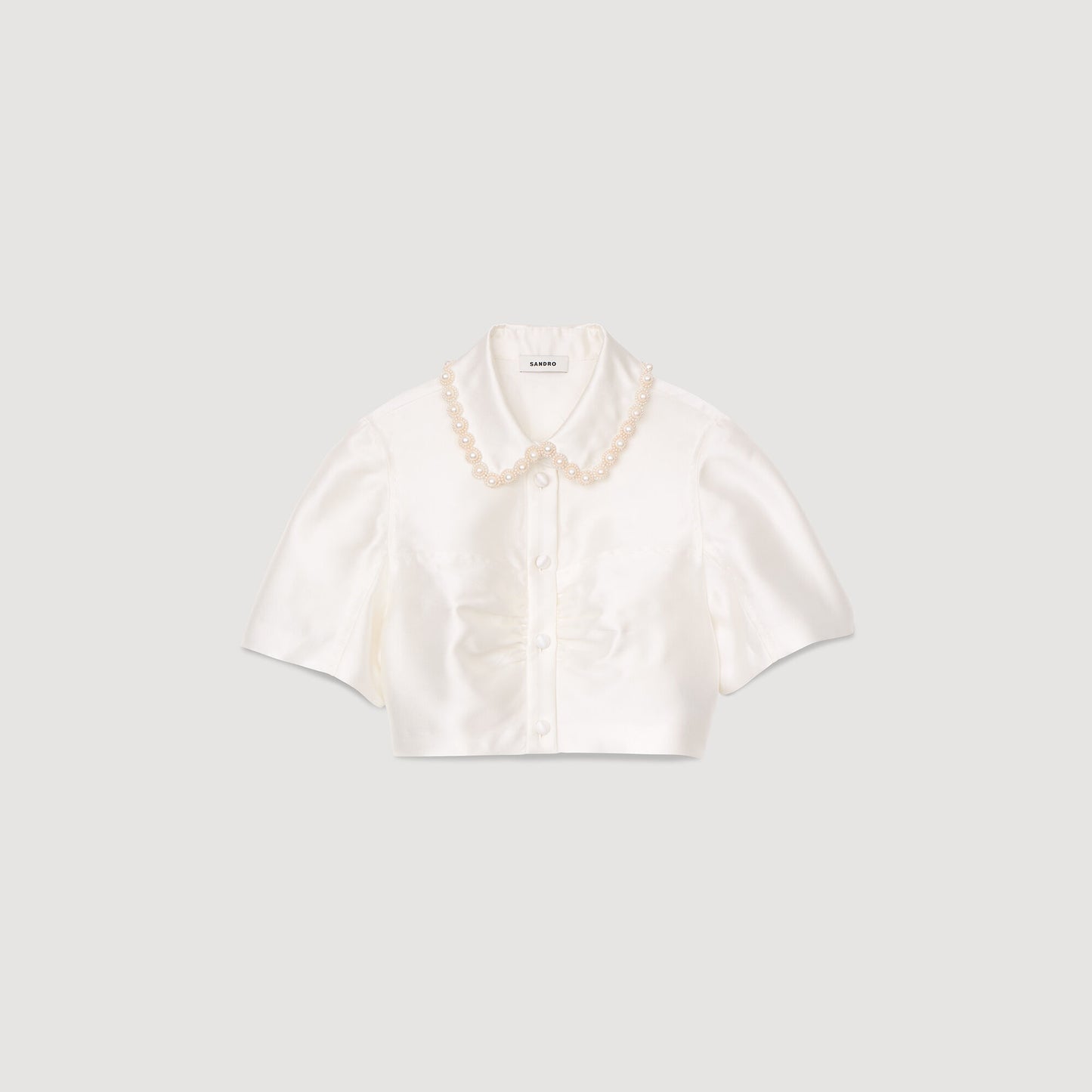 Camisa corta satinada con pedrería