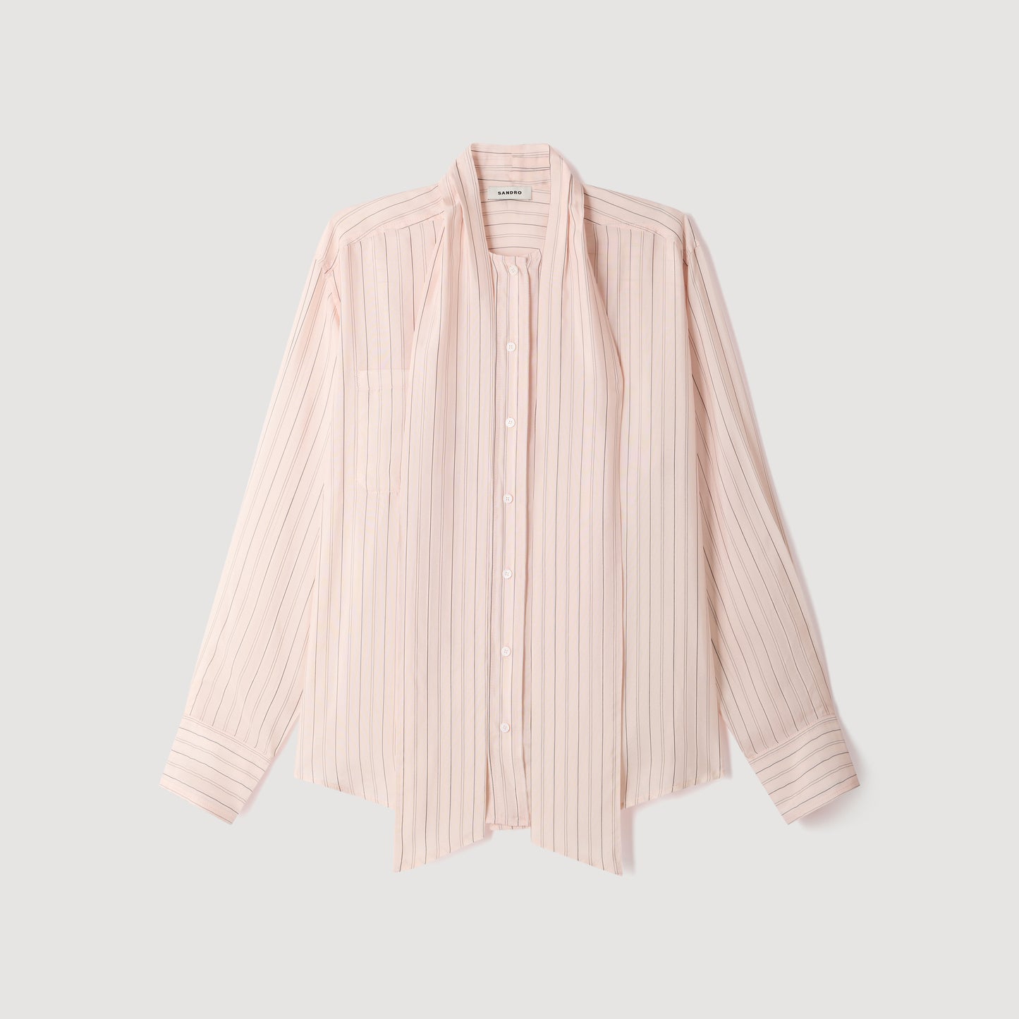 Camisa a rayas con cuello lazo
