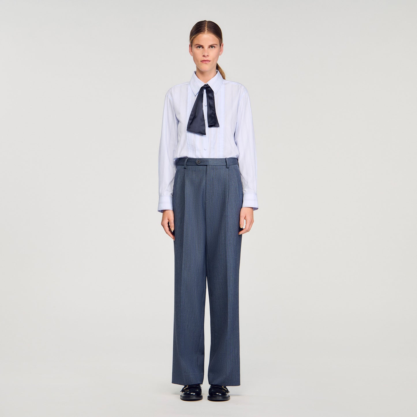 Pantalón a rayas