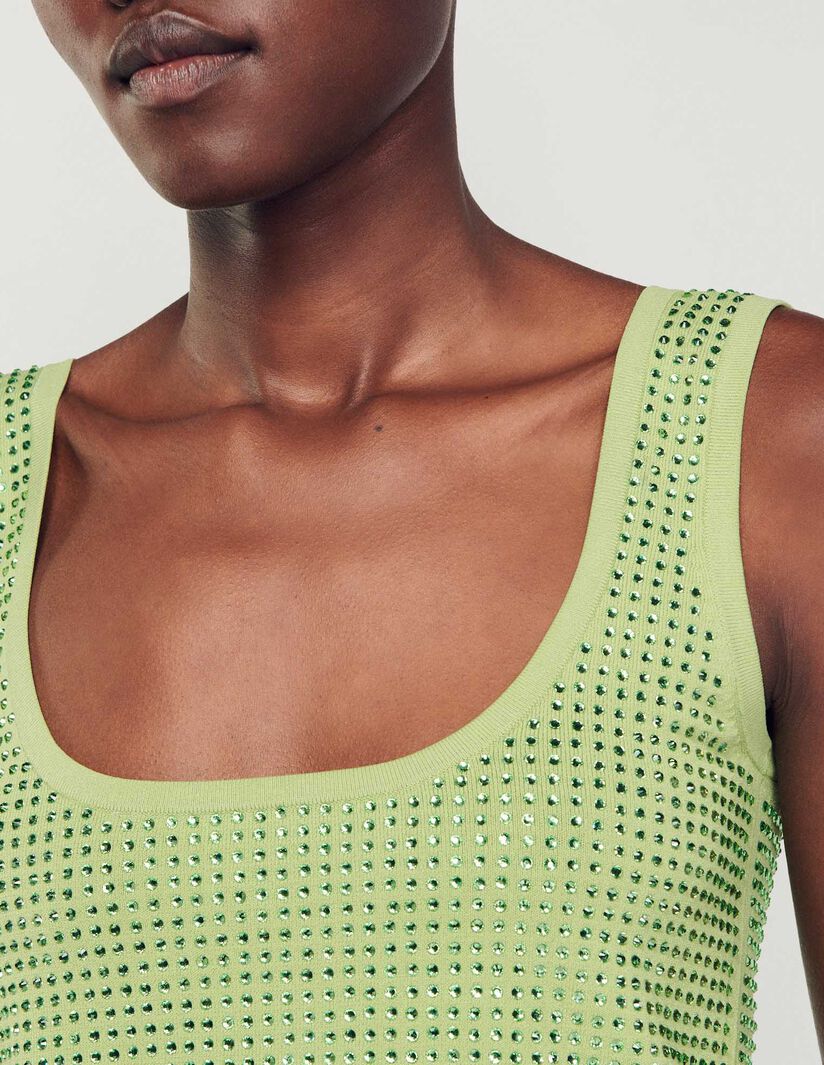 Top estilo corpiño con strass