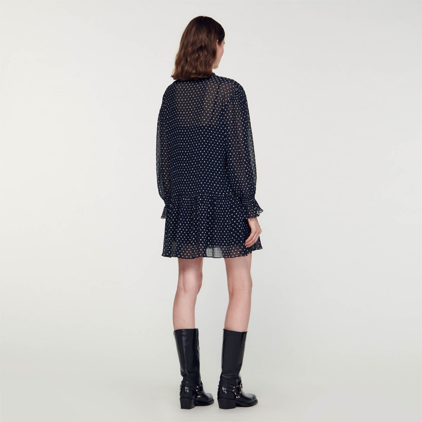 Vestido corto con lunares