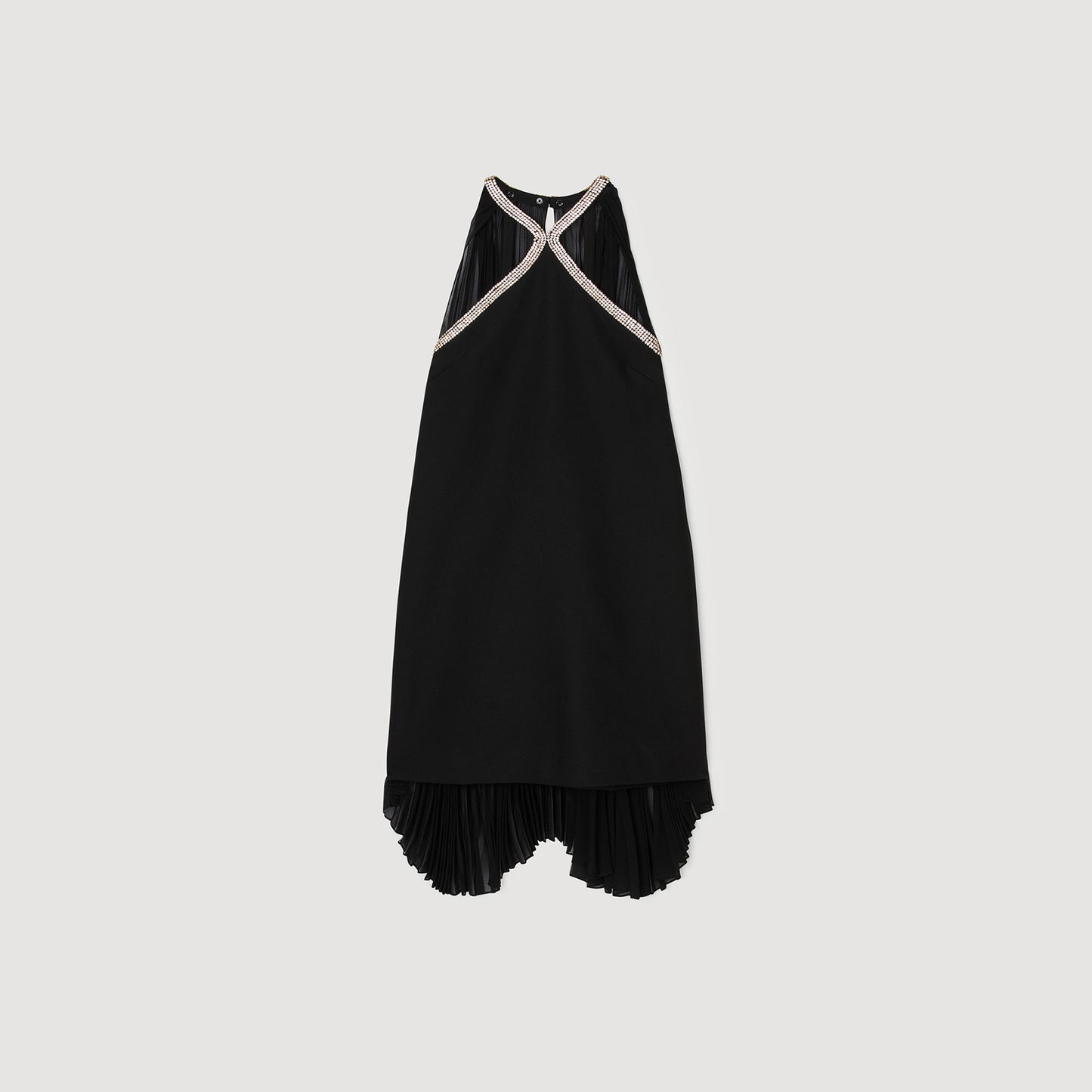 Vestido corto con capa adornada