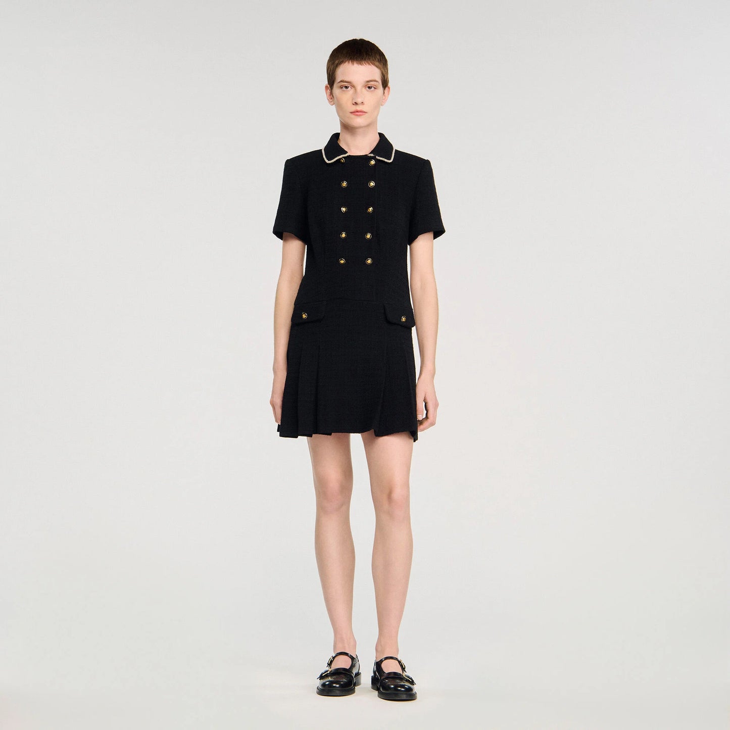 Vestido corto de tweed con botones