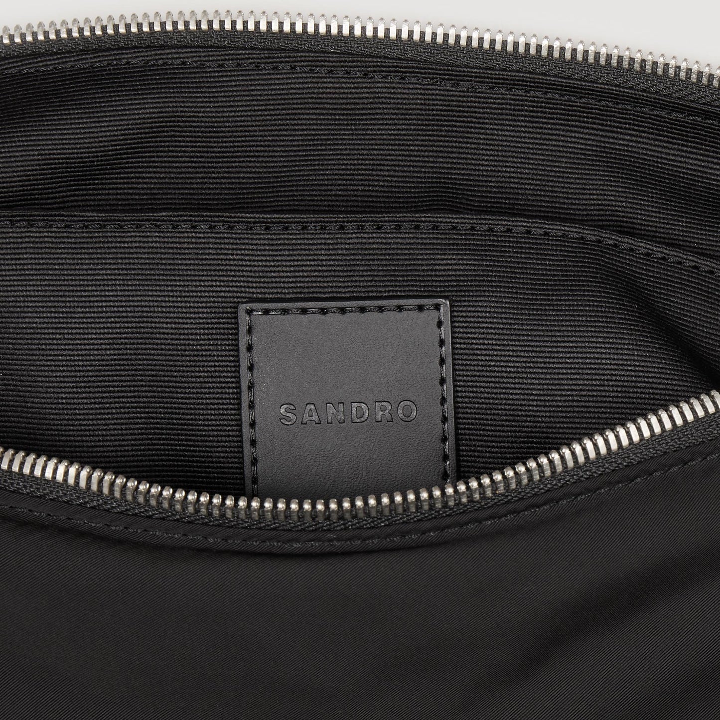 Bolso hobo grande de nailon