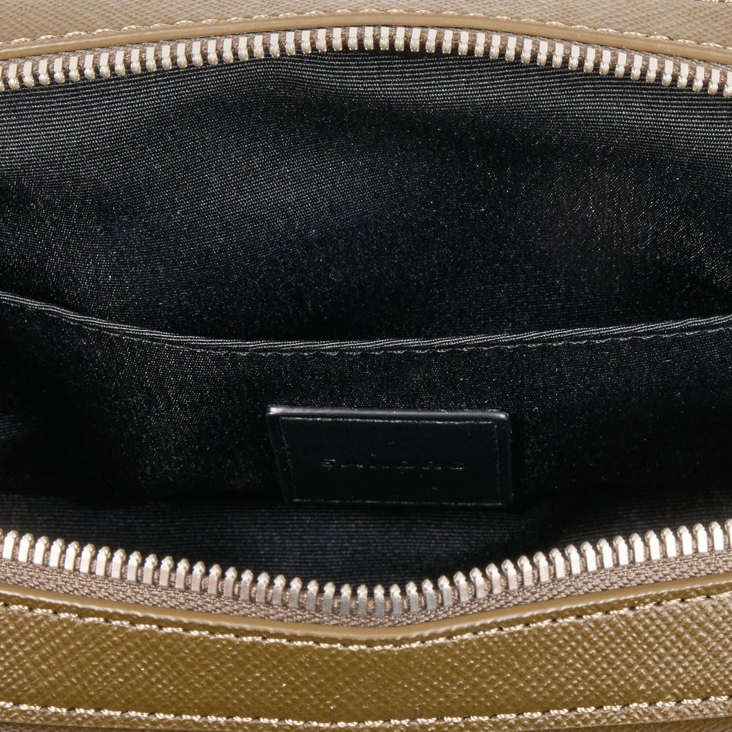 Bolso pequeño de cuero reconstituido