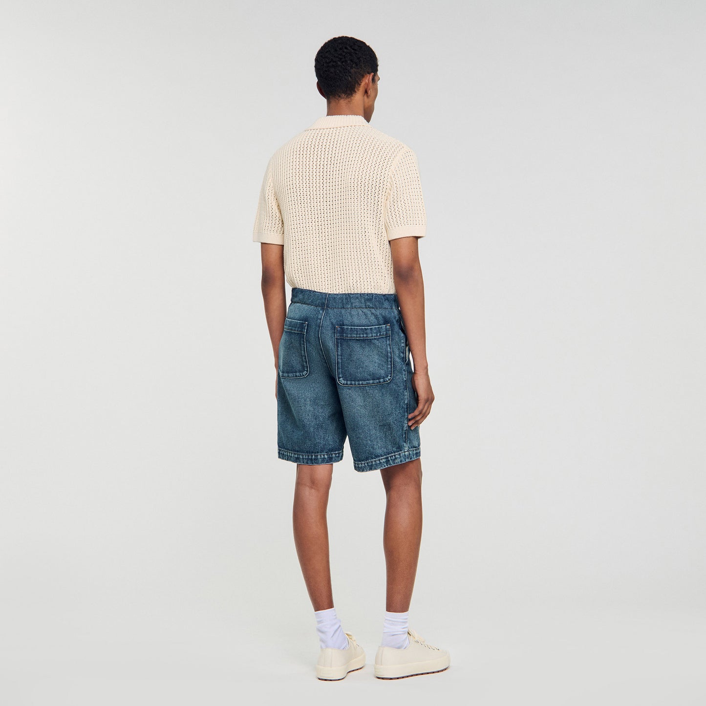 Pantalón corto de denim elástico