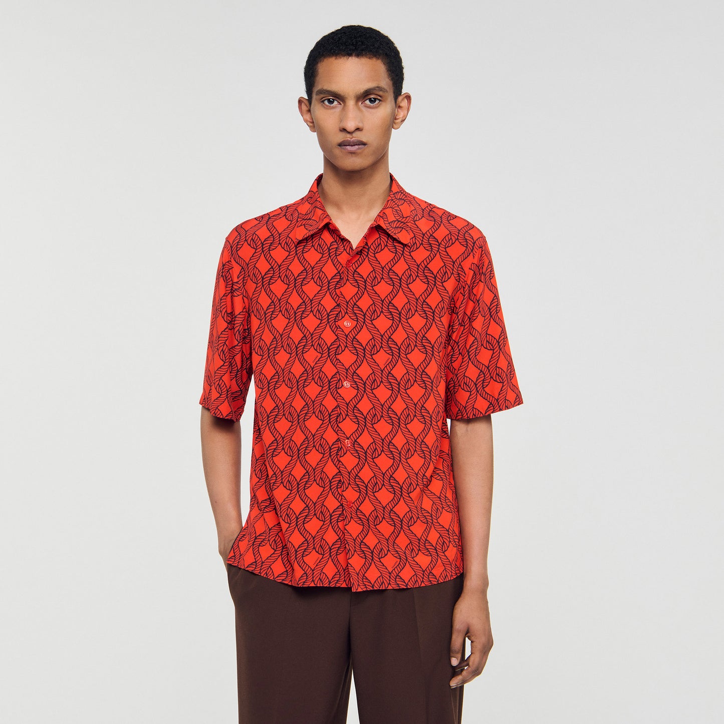 Camisa fluida con estampado de cuerda