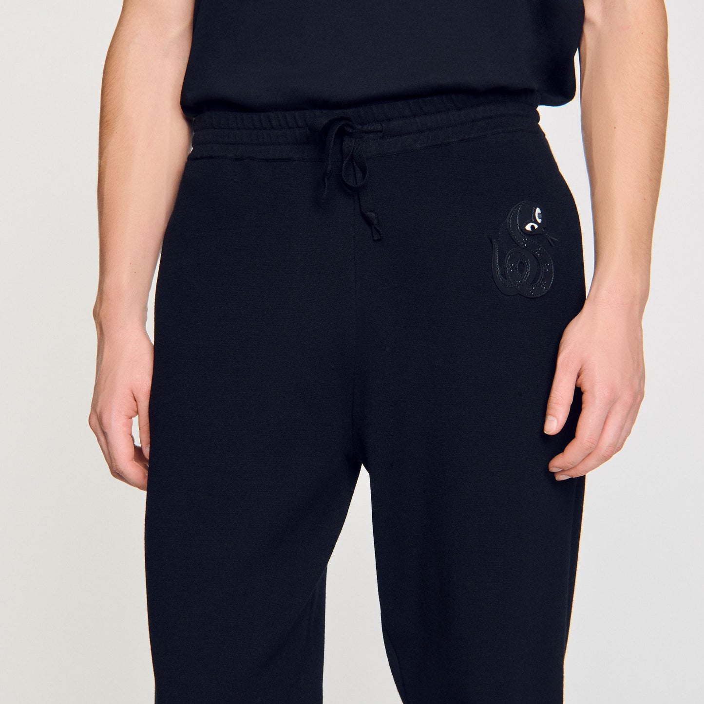 Pantalón jogger Snake