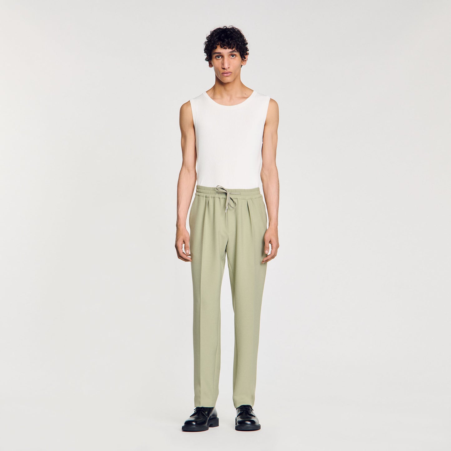Pantalón recto elástico