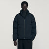 Anorak con capucha y cuello alto