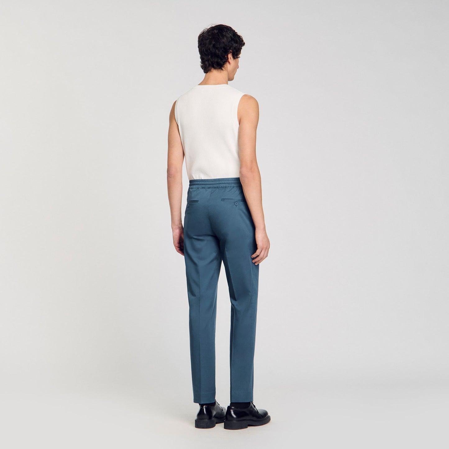 Pantalón recto elástico