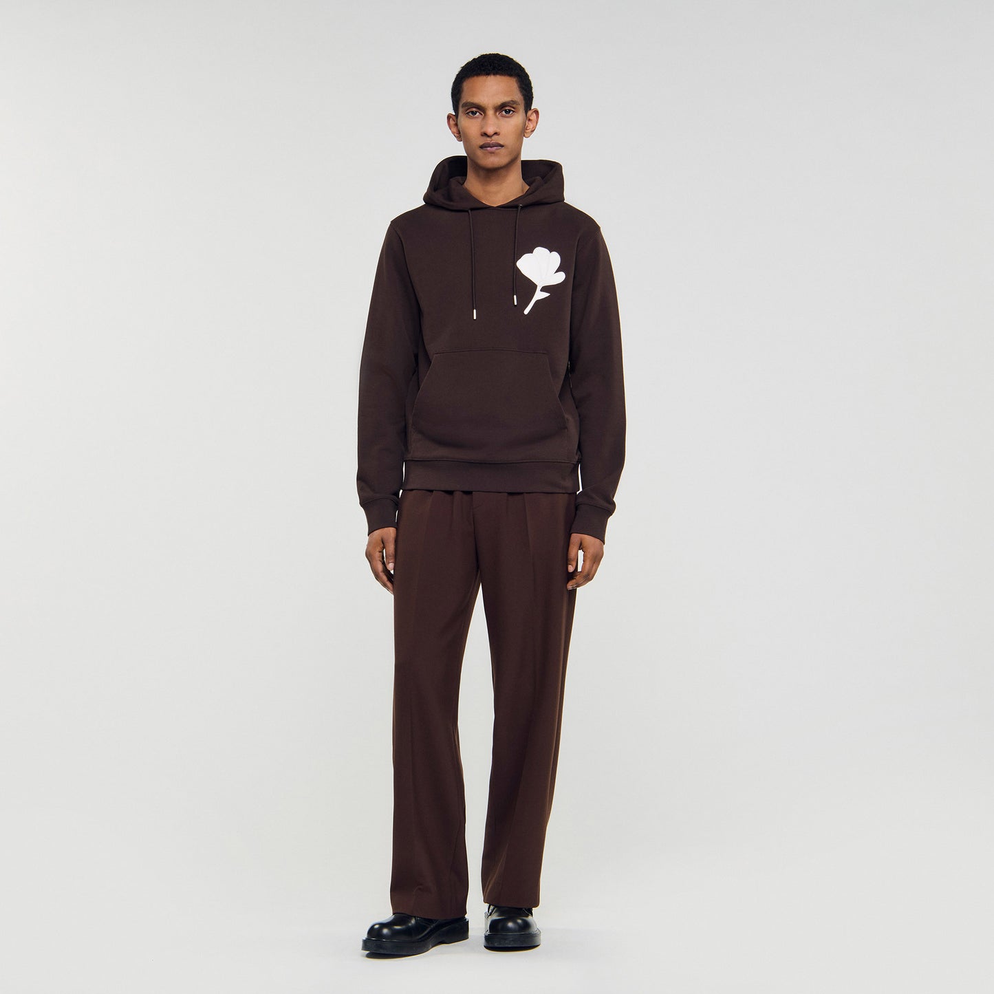 Sudadera con parche de flor