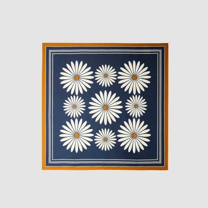 Pañuelo de seda estampado de flores