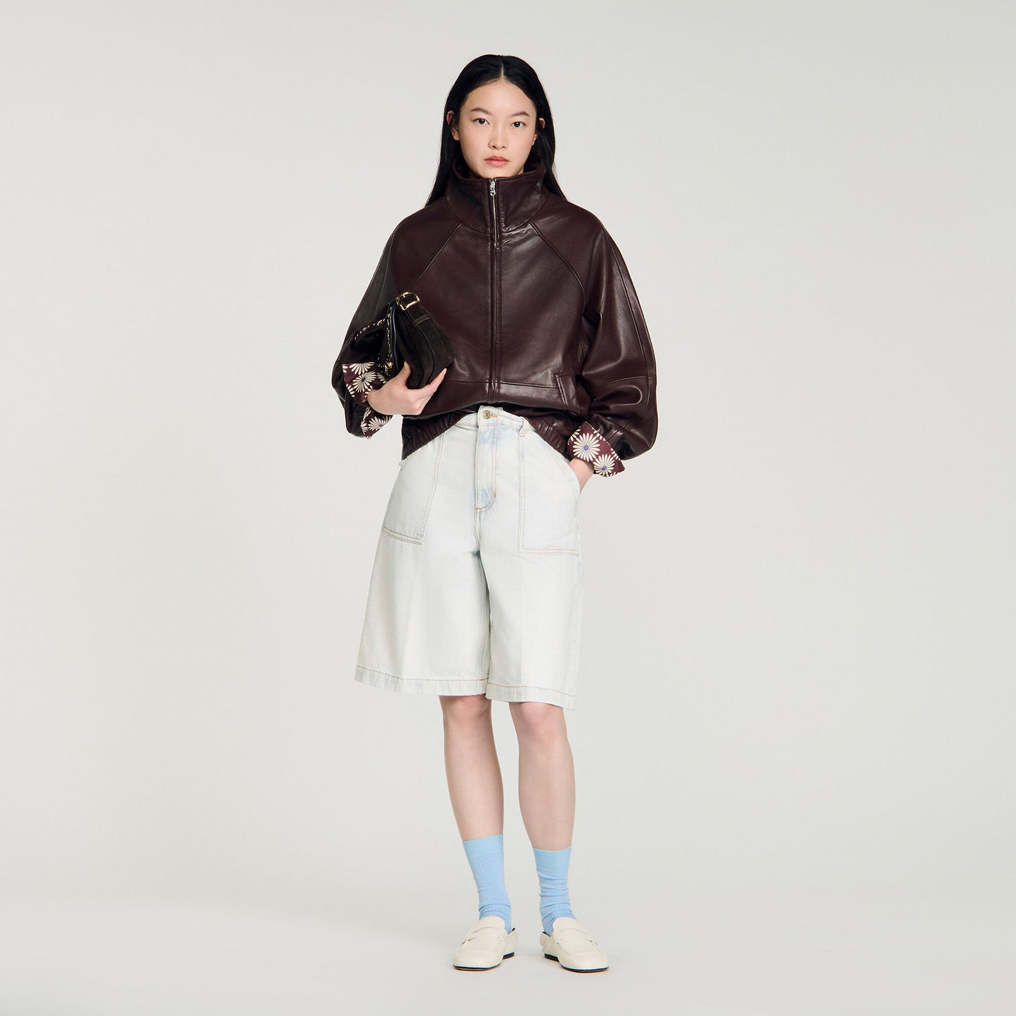 Cazadora de cuero oversize con zip