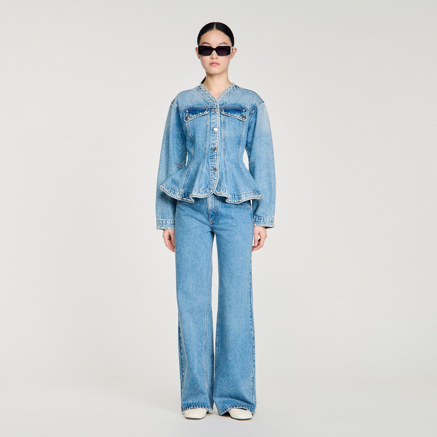 Cazadora vaquera con perlas