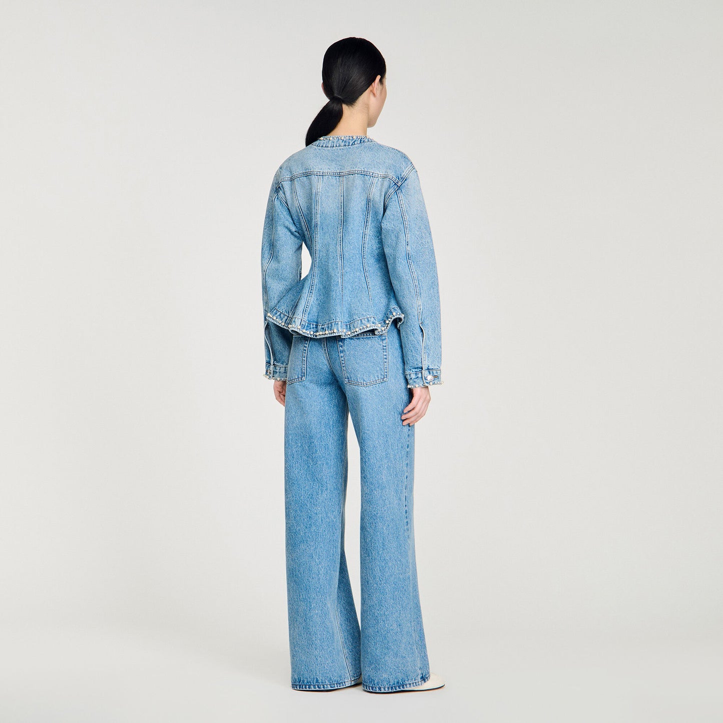 Cazadora vaquera con perlas