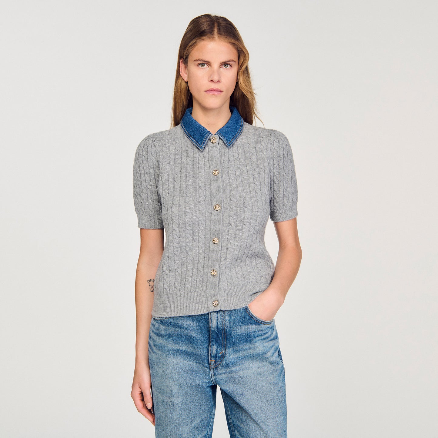 Cárdigan con cuello de denim