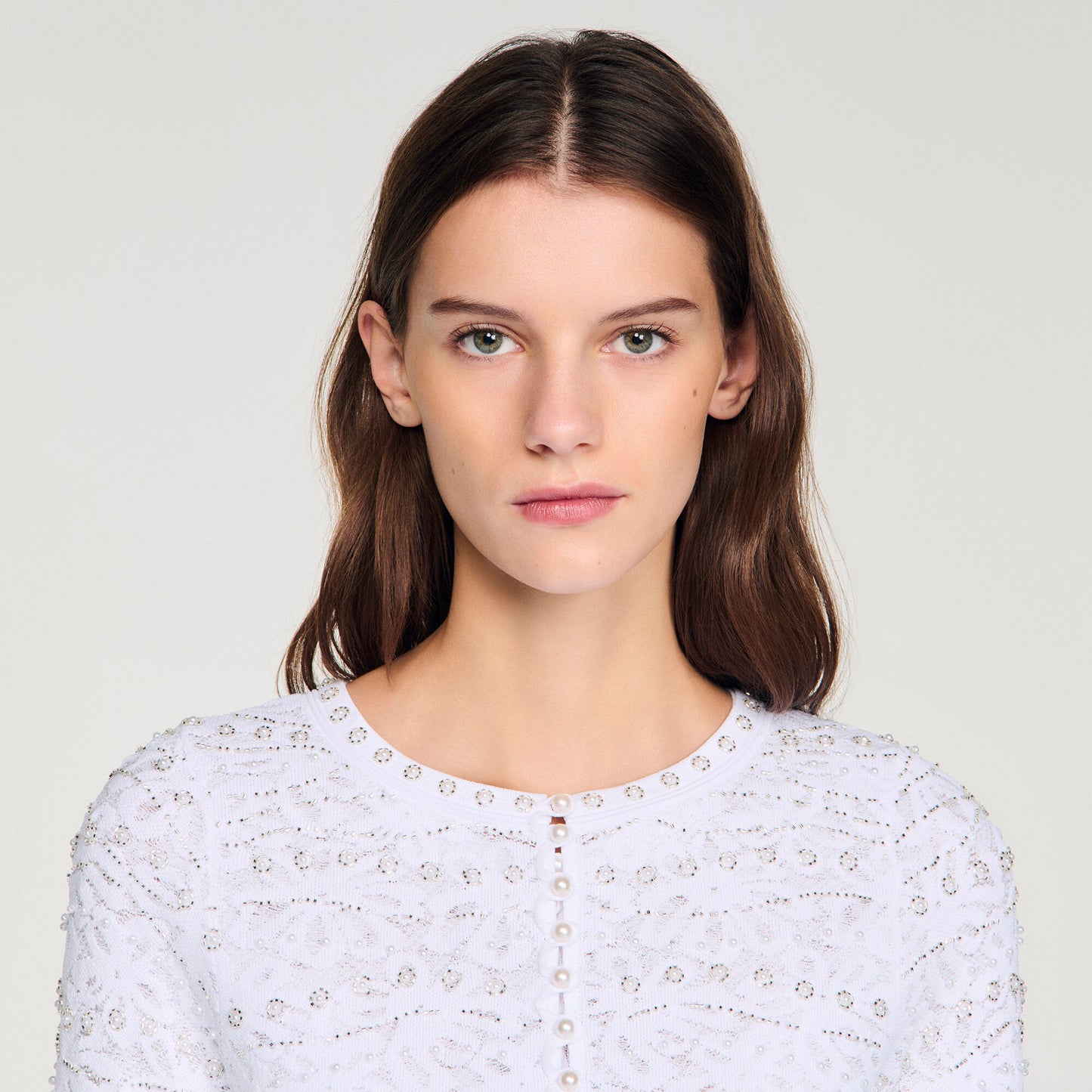 Cárdigan corto con pedrería