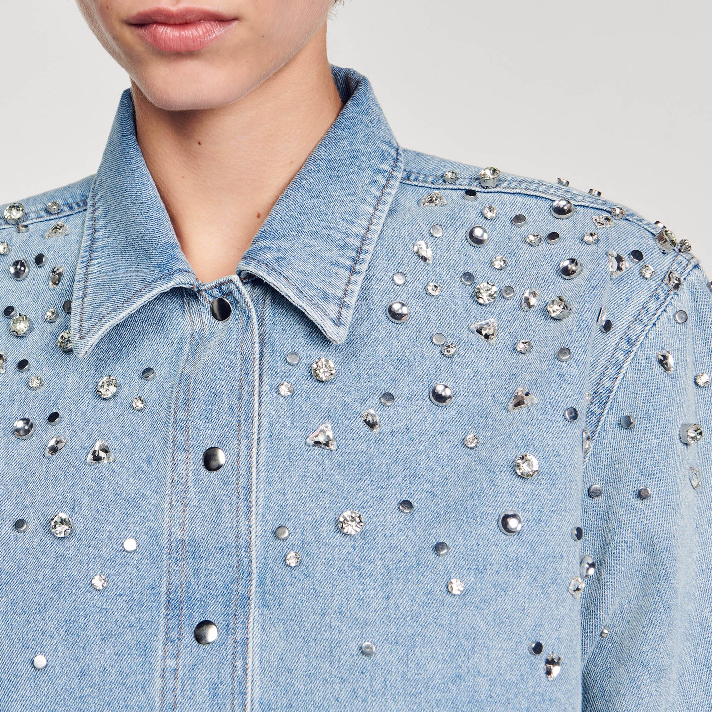 Camisa corta con strass