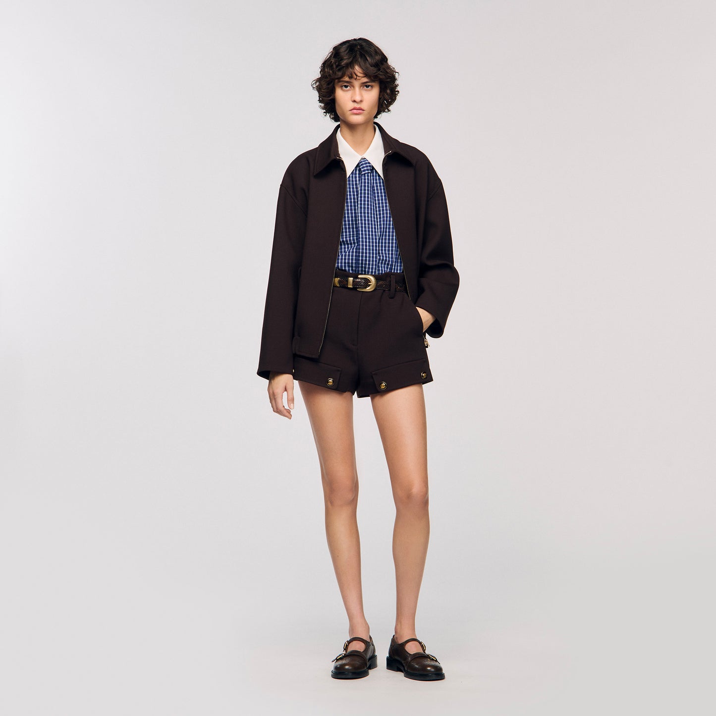 Camisa a cuadros y corbata