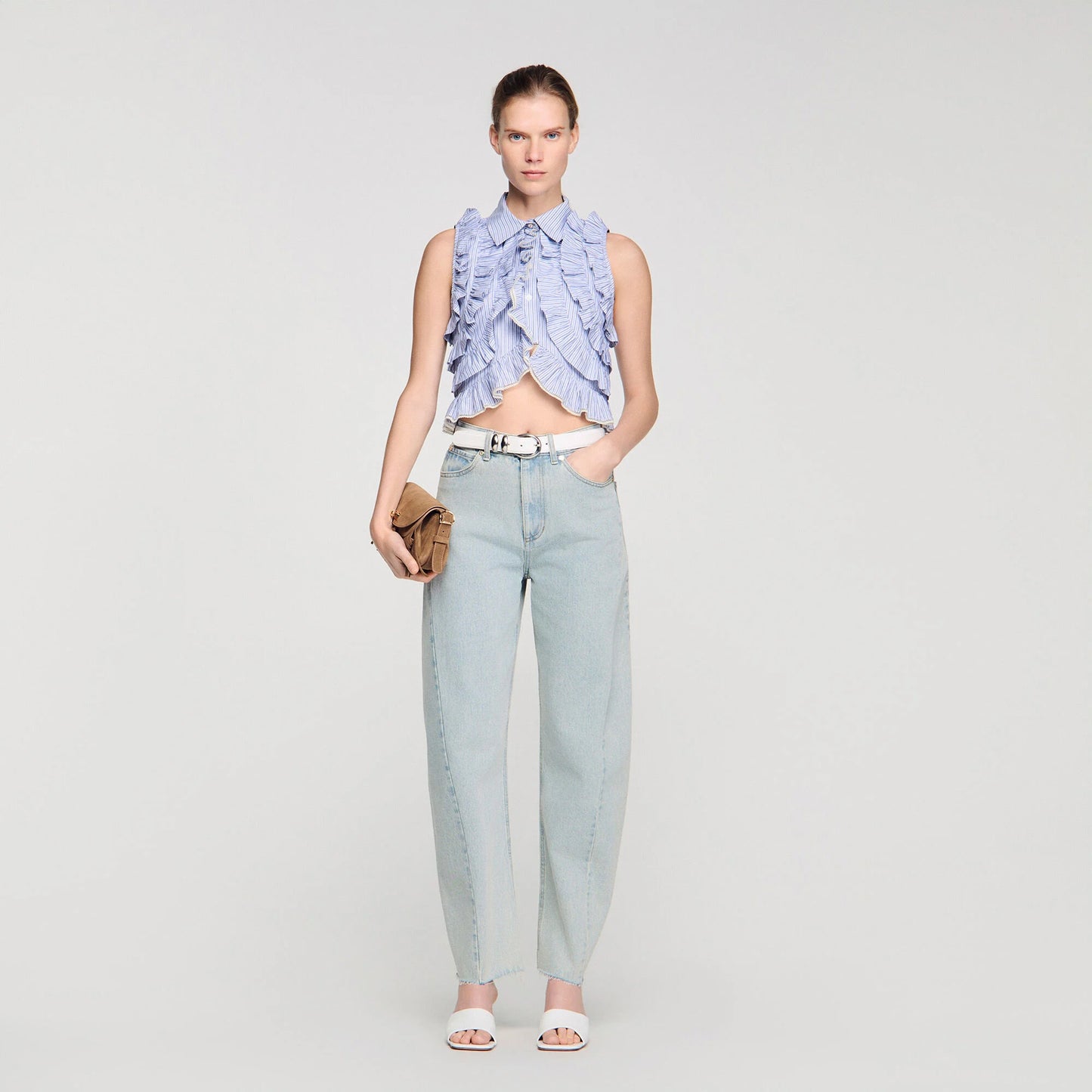 Camisa a rayas con volantes