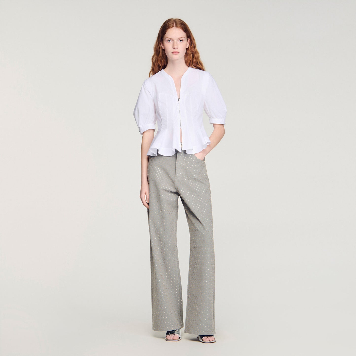 Camisa con cremallera y peplo