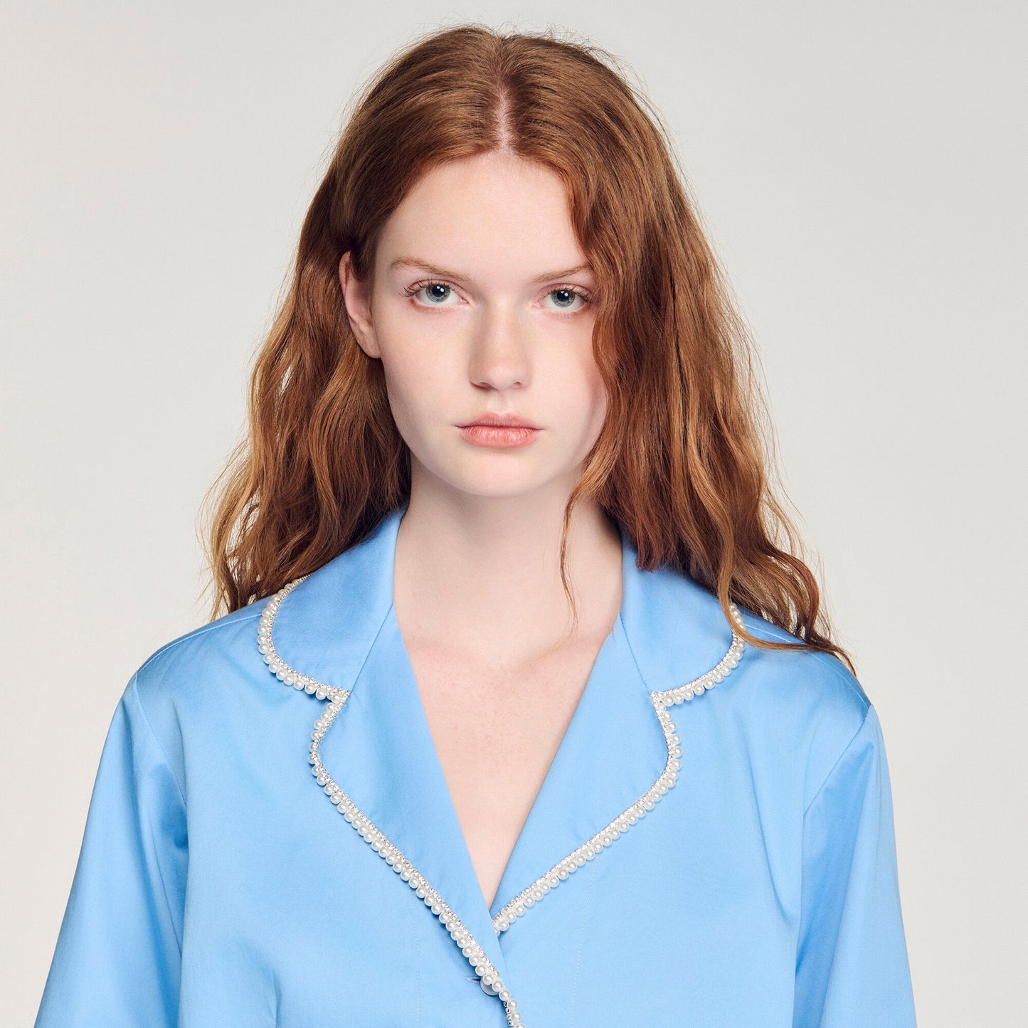 Camisa de algodón con perlas