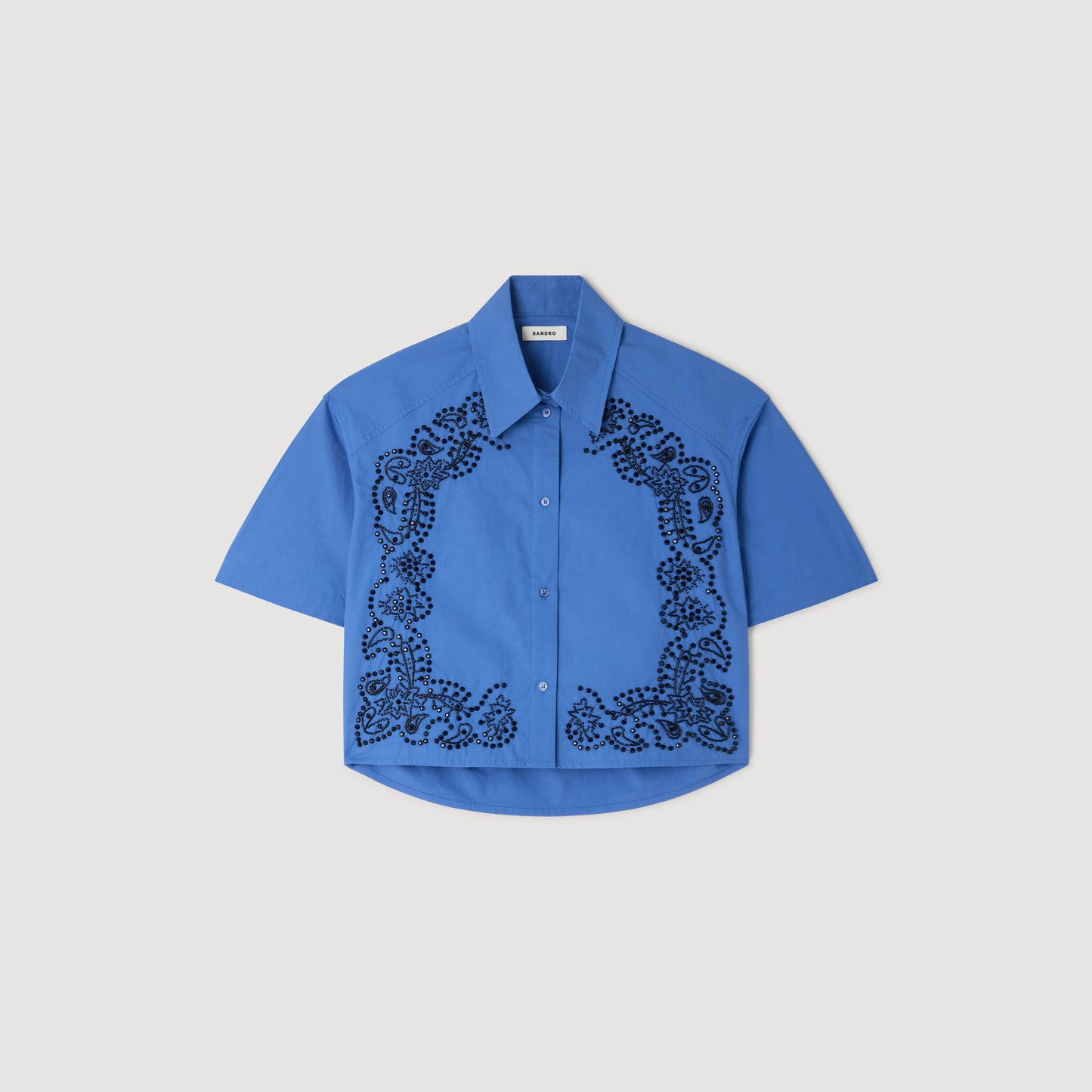 Camisa bordada y con perlas