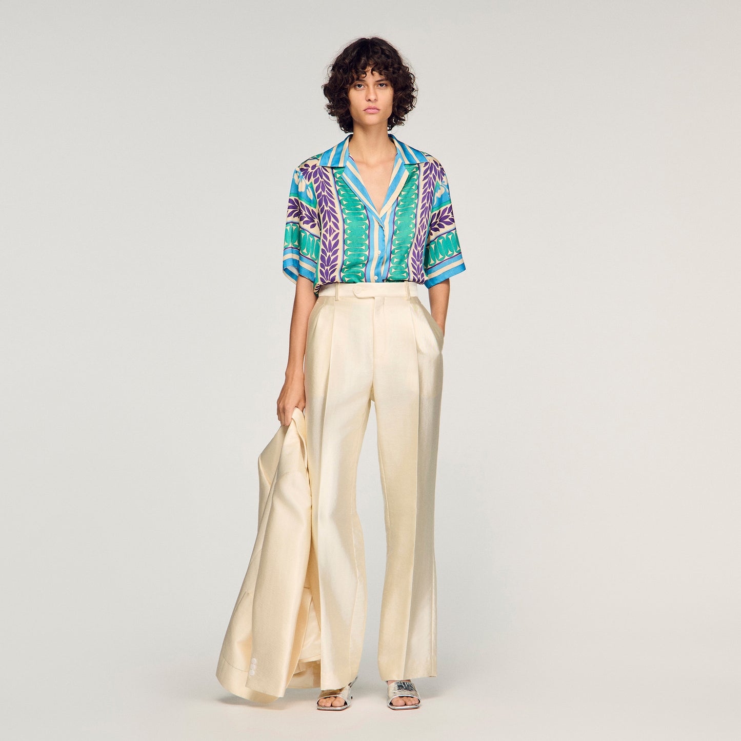 Camisa con estampado floral