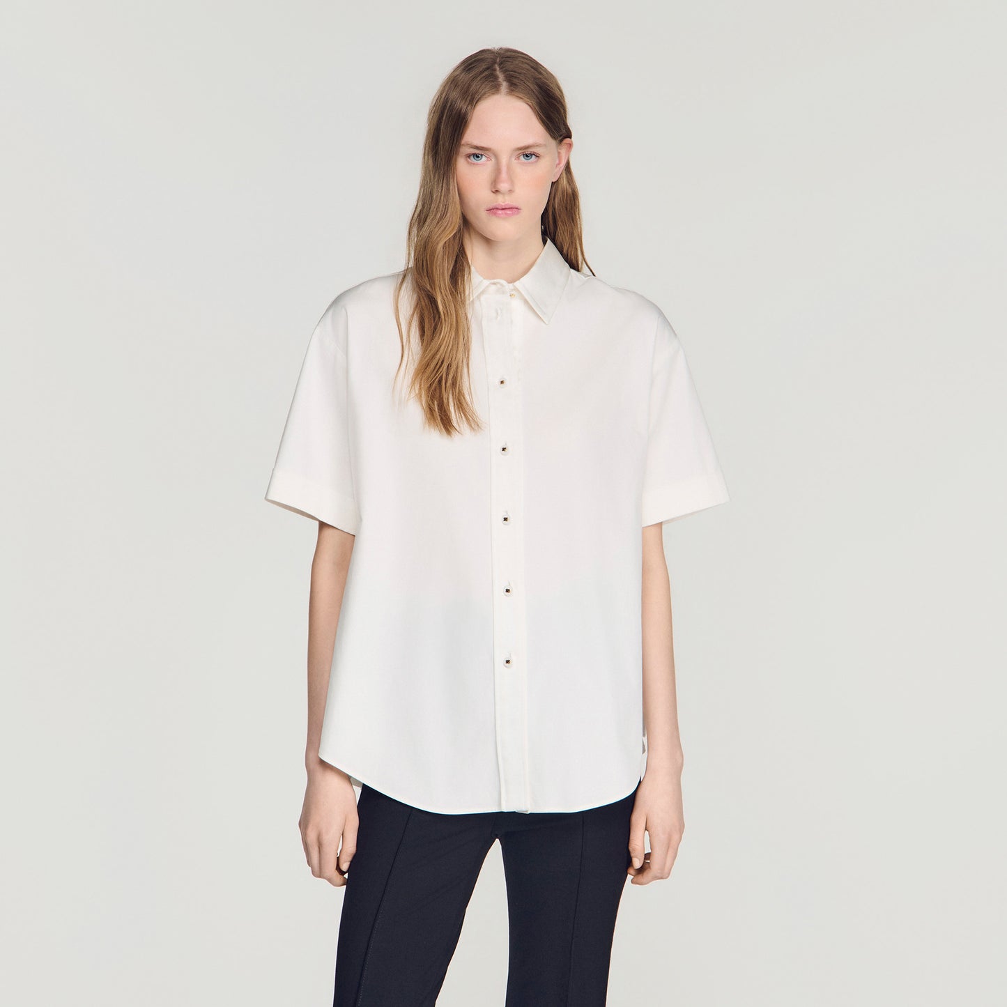 Camisa con espalda plisada