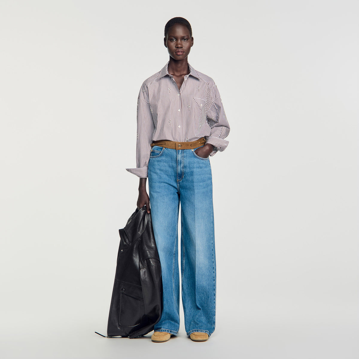 Camisa oversize a rayas con strass