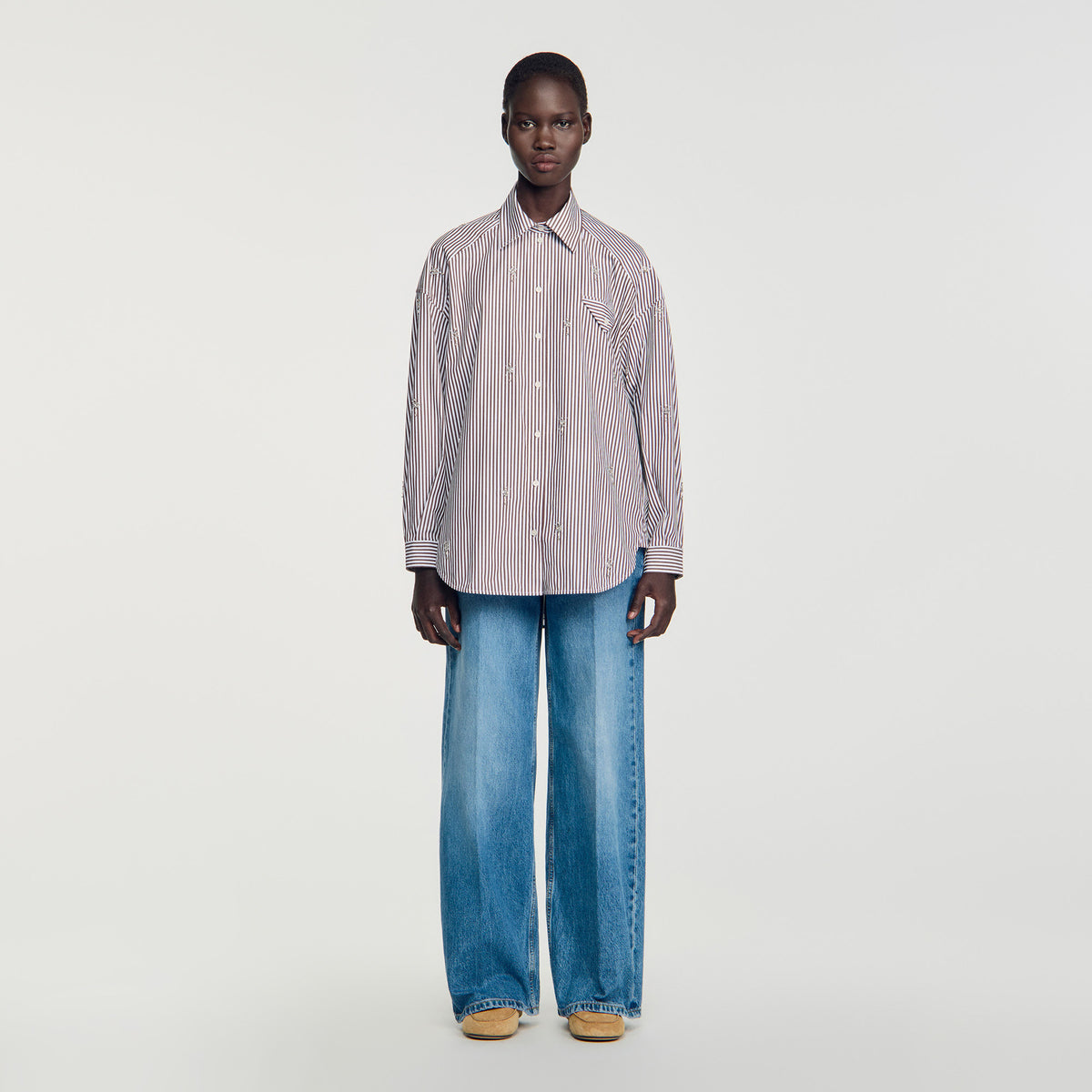 Camisa oversize a rayas con strass