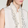 Camisa con cuello de volantes