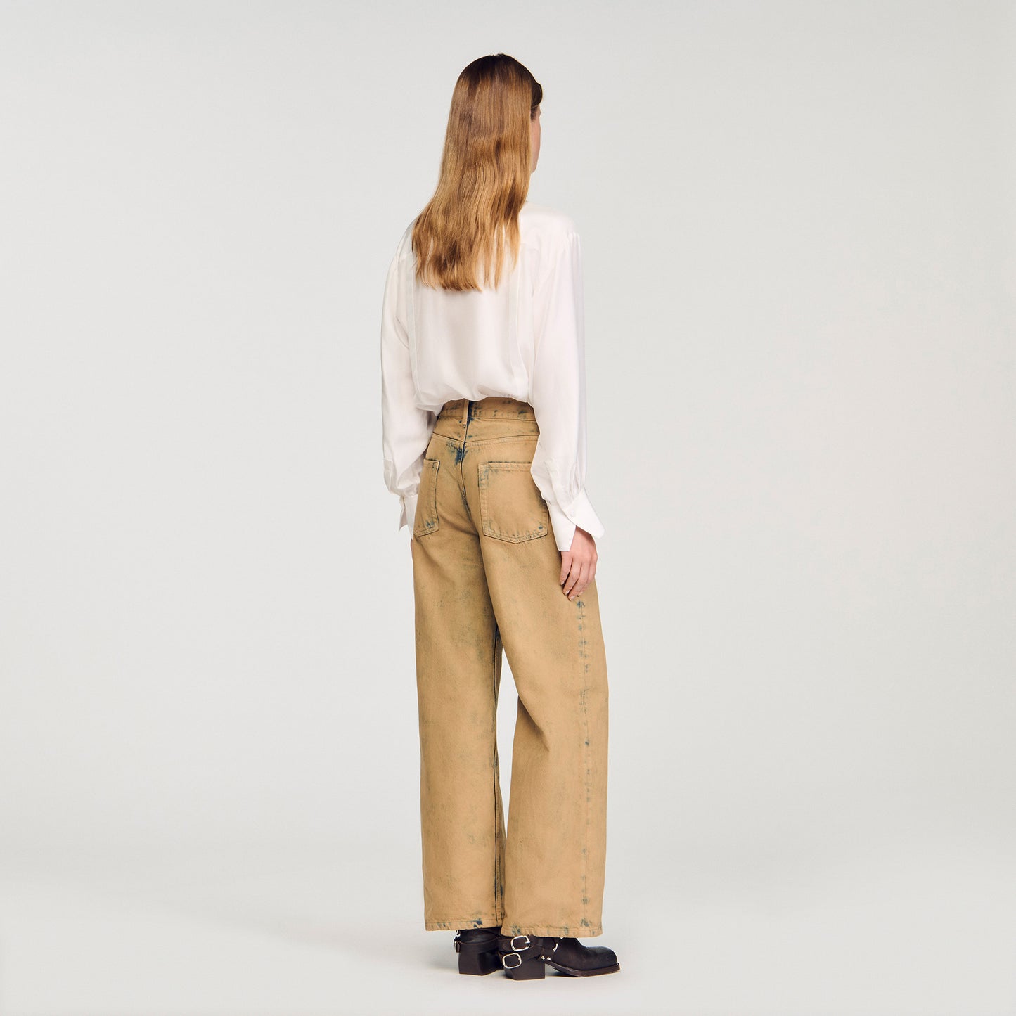 Vaquero ancho desteñido