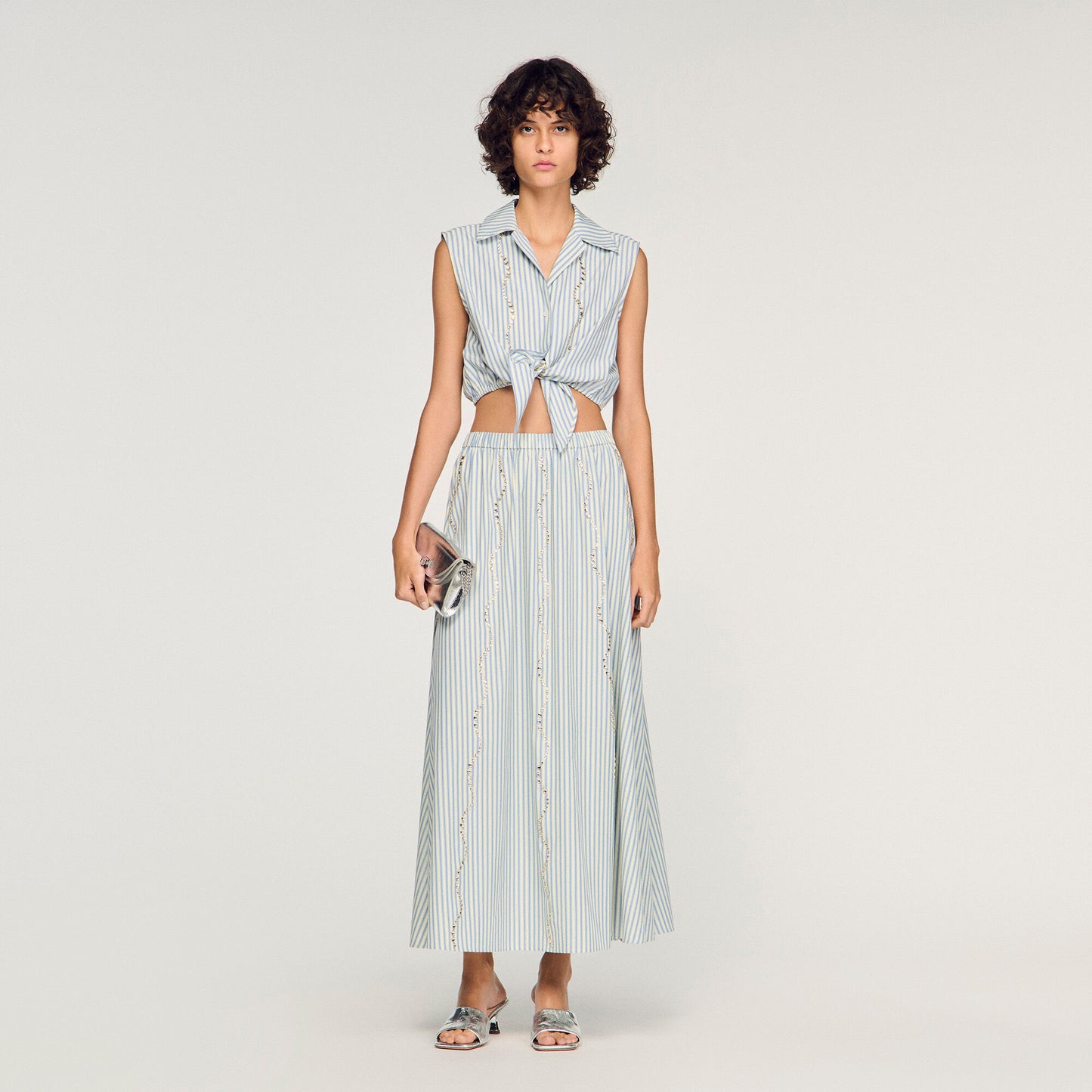 Falda larga de rayas con strass