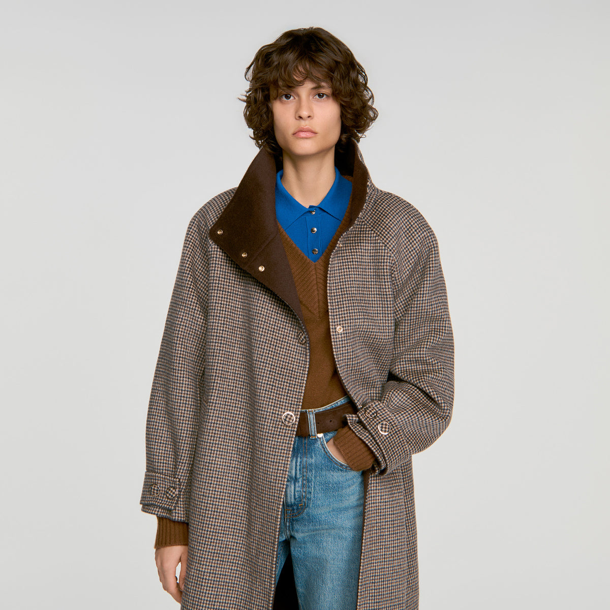 Abrigo oversize a cuadros
