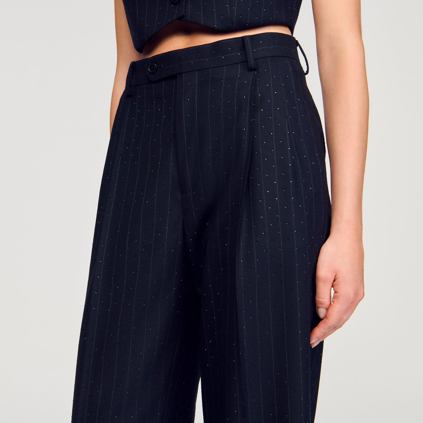 Pantalón a rayas con strass