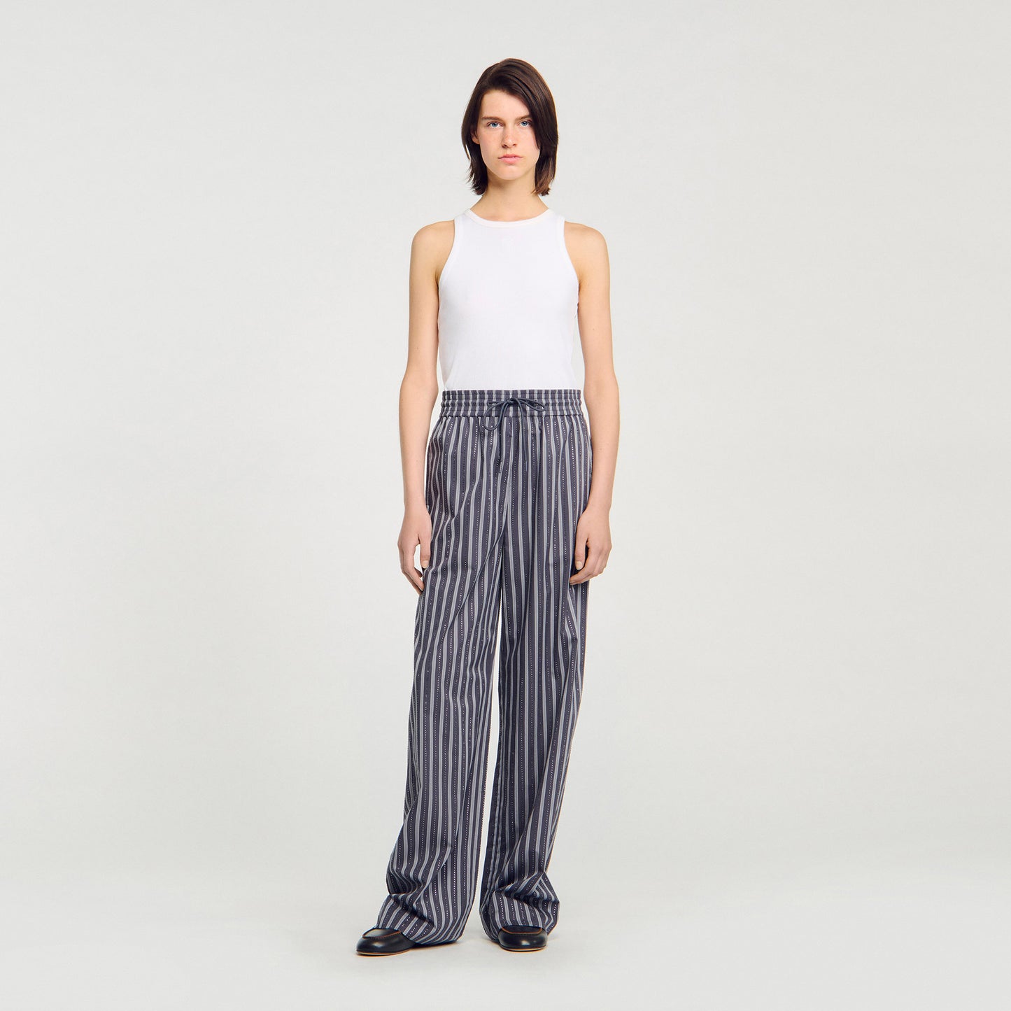 Pantalón a rayas con strass