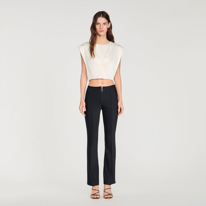 Pantalón con pinzas y cremallera