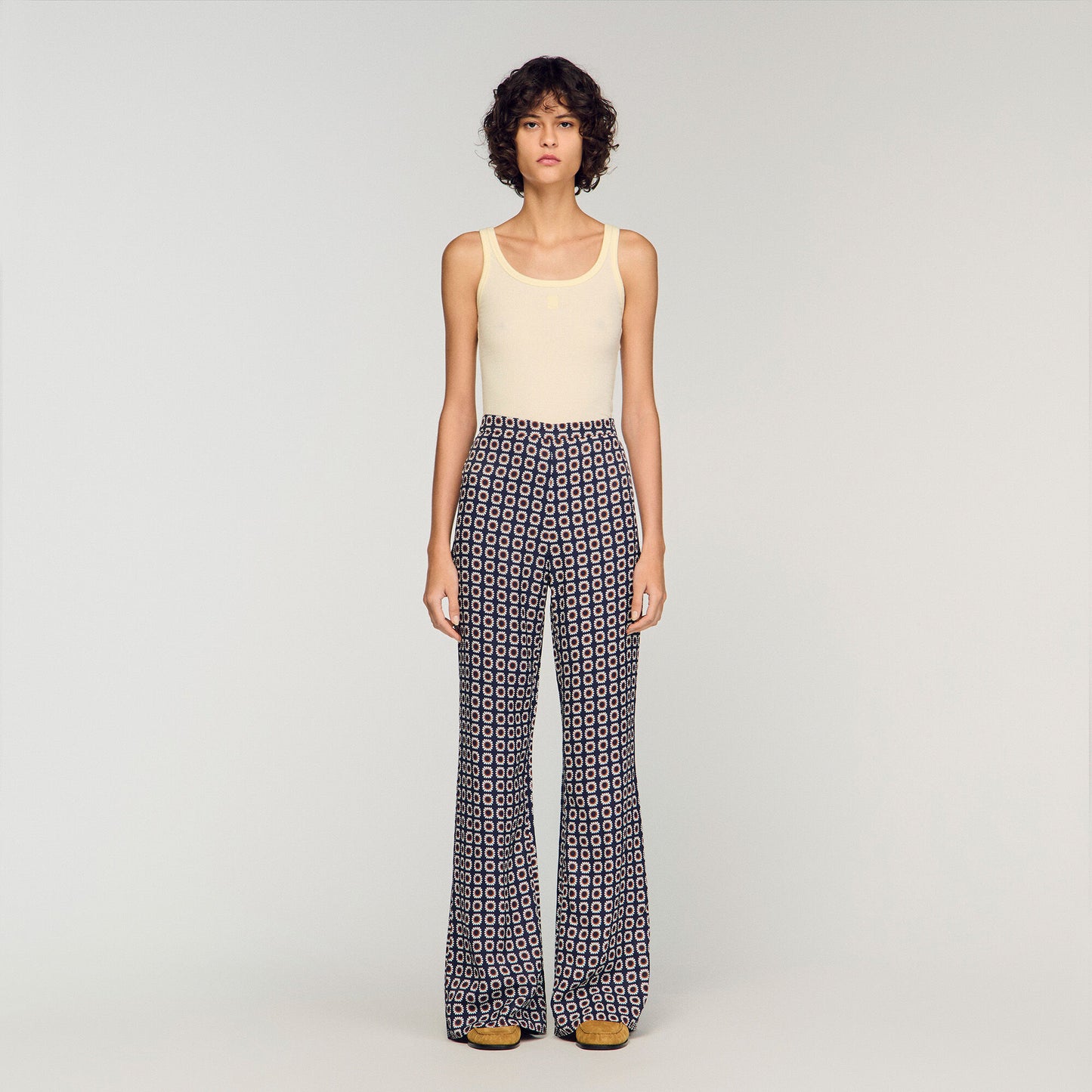 Pantalón fluido estampado floral