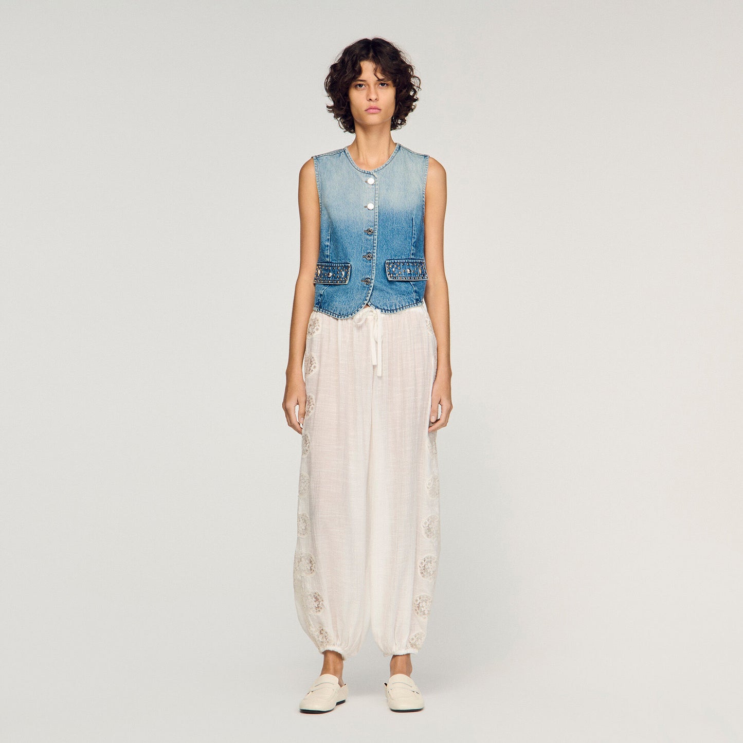Pantalón ancho de crepé