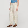 Pantalón ancho con estampado floral