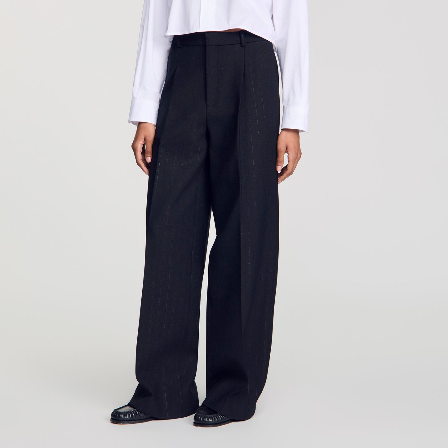 Pantalón ancho a rayas