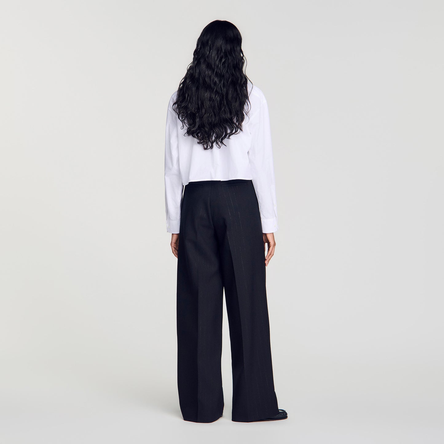 Pantalón ancho a rayas