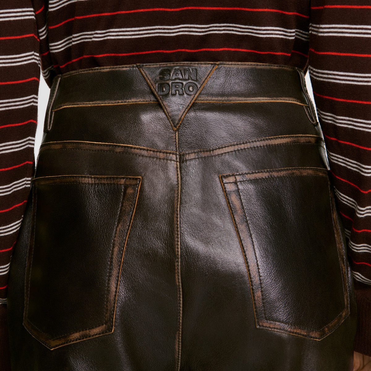 Pantalón de piel efecto envejecido