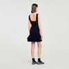 Vestido corto de punto con volantes