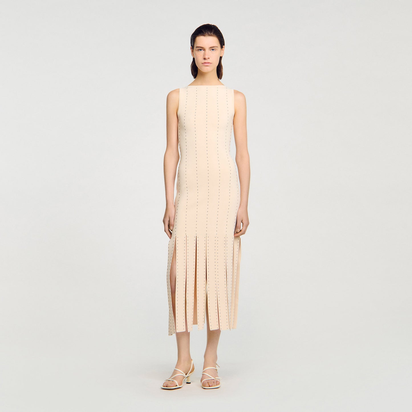 Vestido largo de punto con flecos