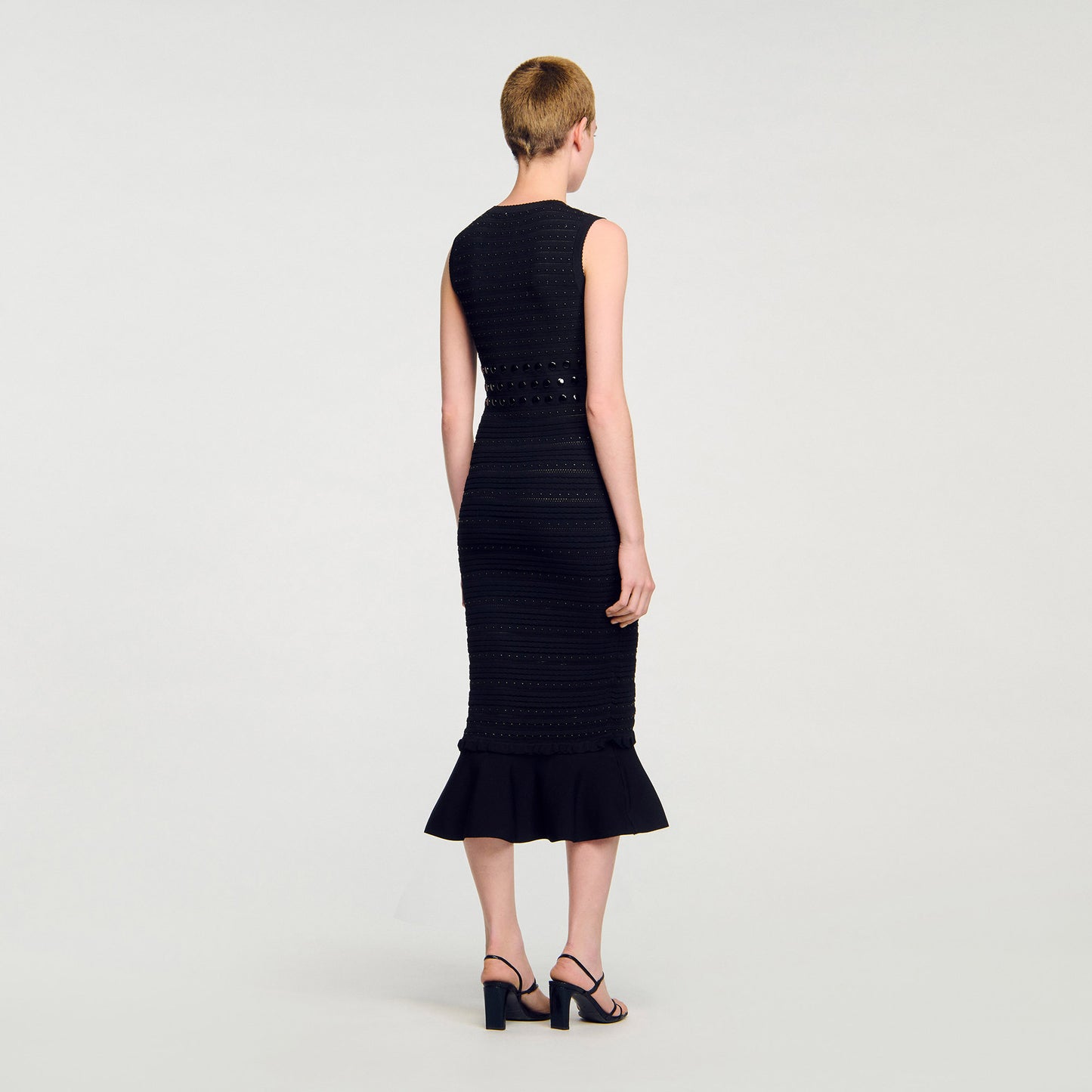 Vestido largo punto con tachuelas