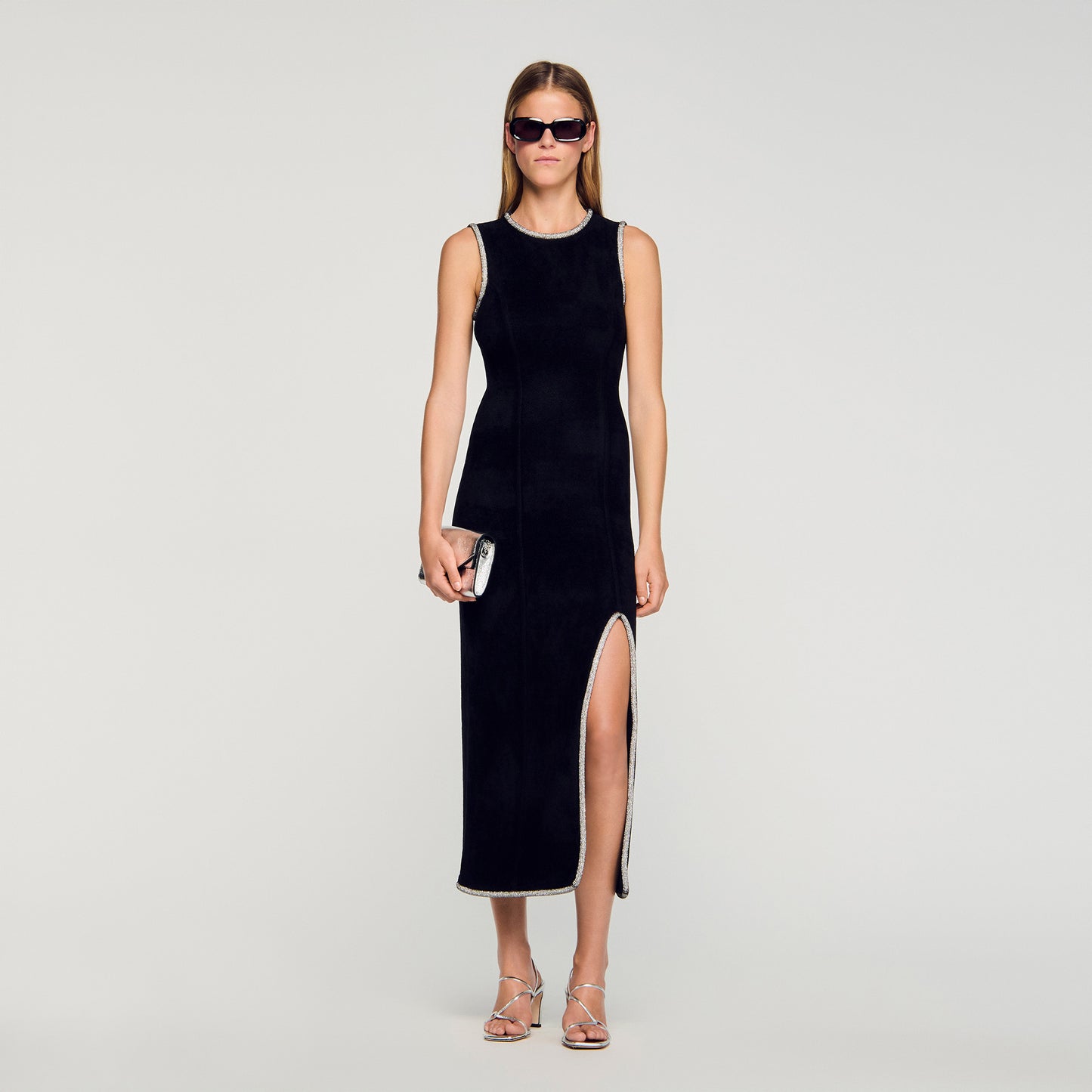 Vestido largo abierto con strass